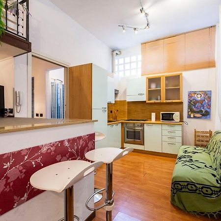 Extensive Terrace Navigli Toy Artistic Apartment Mailand Exterior foto