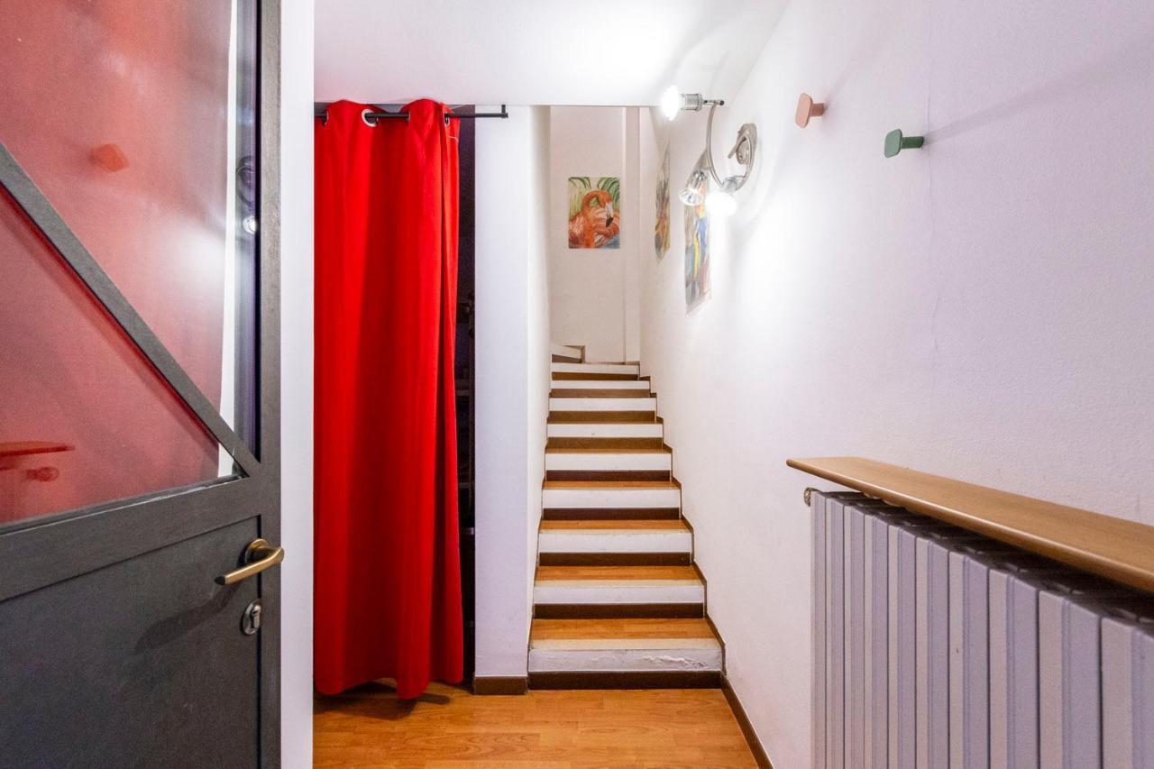 Extensive Terrace Navigli Toy Artistic Apartment Mailand Exterior foto